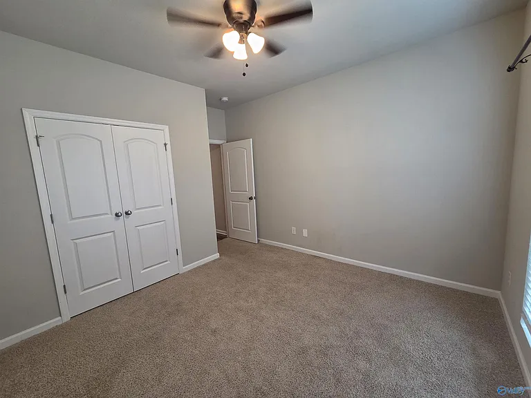 105 Fellington Ct — Photo 12
