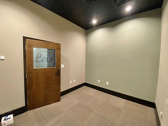 3rd image of 22 S Center St Suite B-1