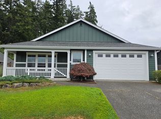 20256 Hillsong Pl NE, Poulsbo, WA 98370