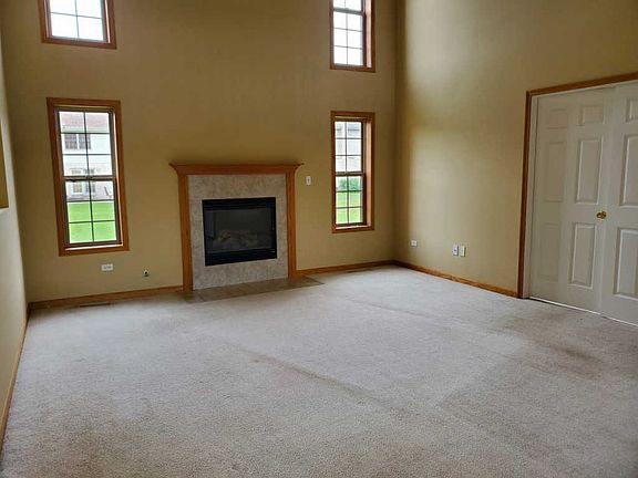 4th image of 3843 Castle Connor Dr