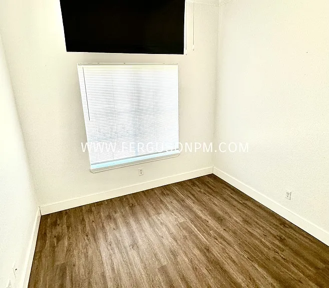 5630 Darby Rd — Photo 7