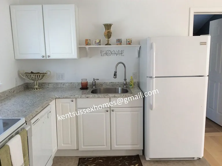 120 Fleming St #A — Photo 3