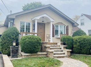 1409 E Kelly Ave, Peoria Heights, IL
