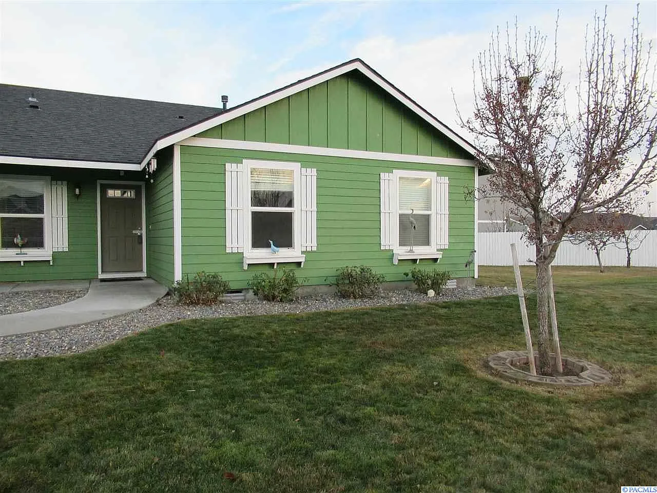 6003 Robert Wayne Dr photo 1