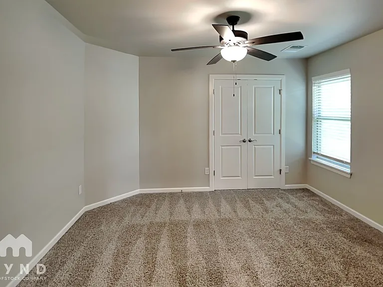 5400 Riverrun Ct — Photo 13