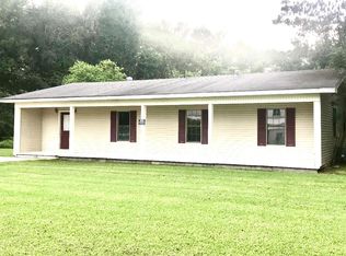 69 Triangle Dr, Laurel, MS 39443