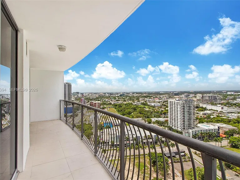 1750 N Bayshore Dr #3111 — Photo 6