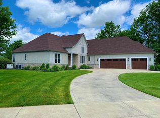 9800 Malibu Ct, Plain City, OH 43064