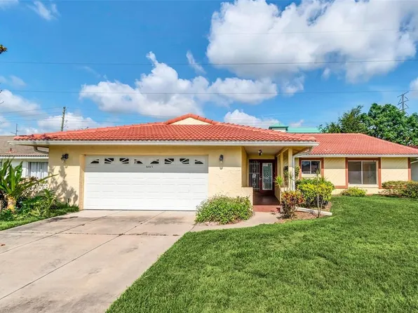 10767 Westbrook Dr, Orlando, FL 32821