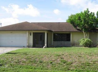 636 SW 8th Ter, Cape Coral, FL 33991