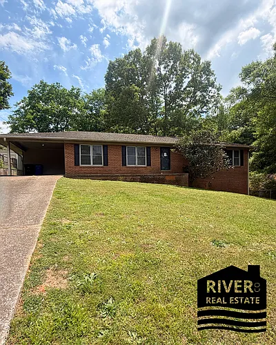2370 Roberts Ln Photo 1