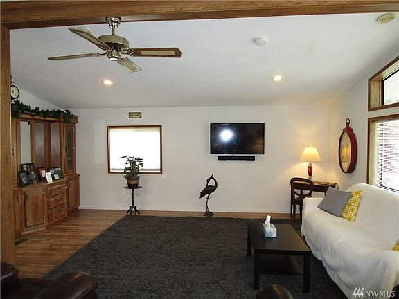 5th image of 2916 S 200th St Space 59