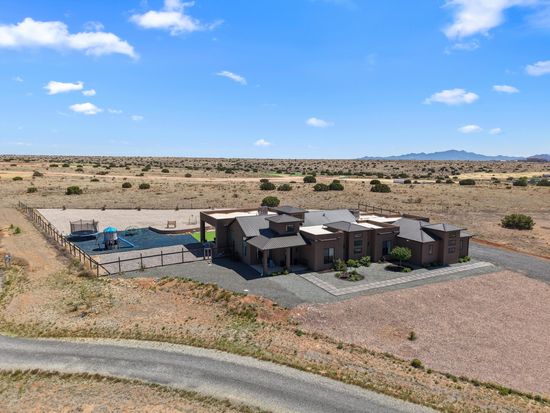 10 E Serena Ln, Santa Fe, NM 87508