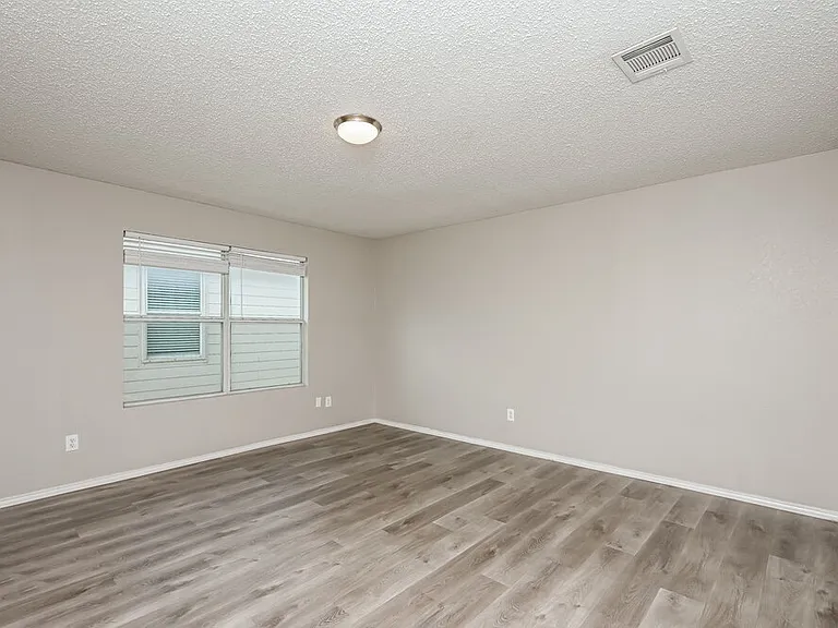 8304 Cutter Hill Ave — Photo 15