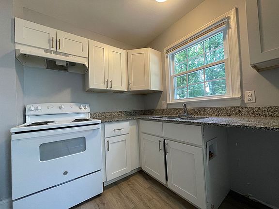 4th image of 730 W Dolphin St #734