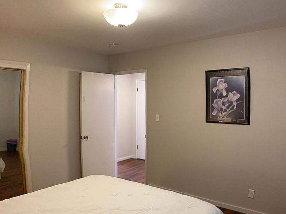 5th image of 1691 Ontario Dr #3
