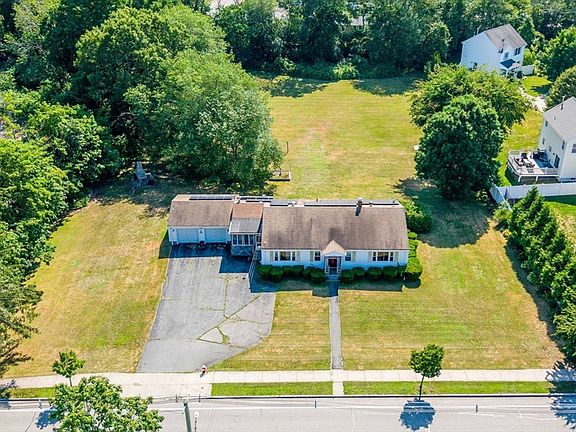 5th image of 3979 Acushnet Ave