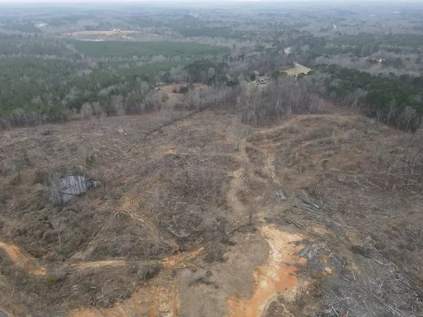 32 County Rd, Dennis, MS 38838