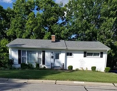 4th image of 7713 Hollywood Dr