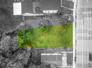 1048 W River Rd N, Elyria, OH 44035