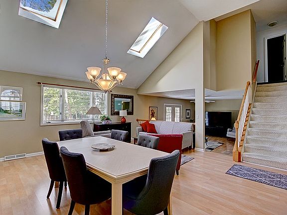 5th image of 5900 Decker Rd