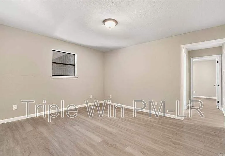 9914 Pinnacle Valley Rd — Photo 40