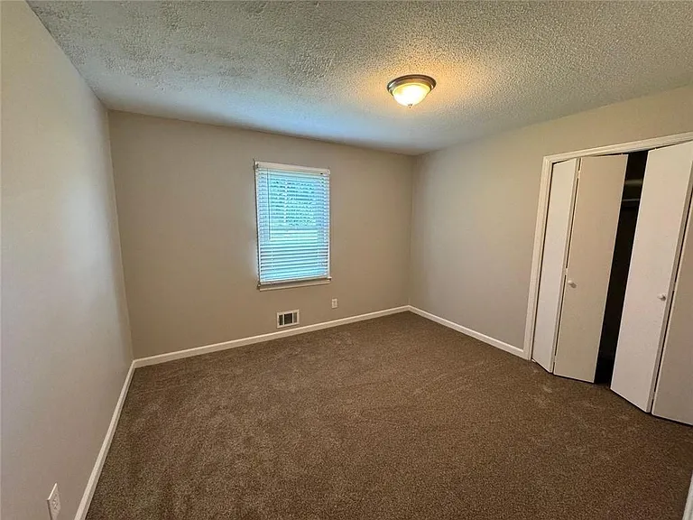 803 Santa Fe Trl — Photo 19