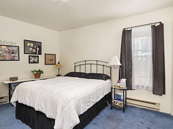 5th image of 2712 Galisteo Ct #A-d