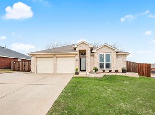 2076 Amherst Dr, Lewisville, TX 75067