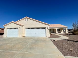 4300 Mercer Rd, Bullhead City, AZ 86429