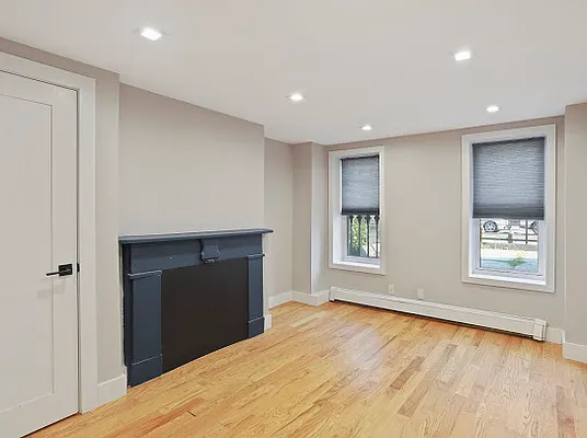 Rented by Jaytee America LLC | media 8