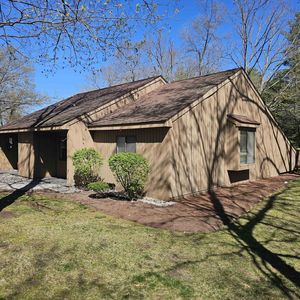 25 Essex Green Court, Merrimack, NH, 03054