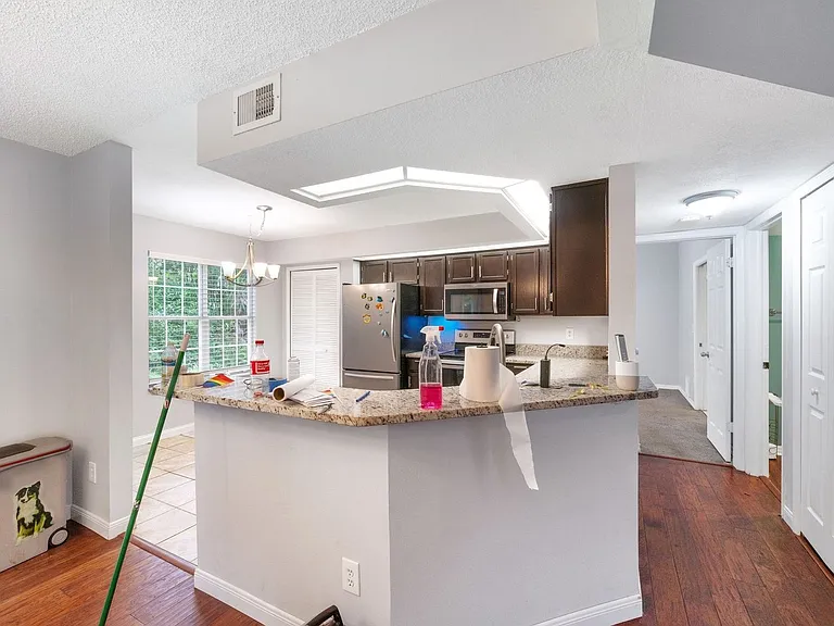 2758 Waymeyer Dr — Photo 15