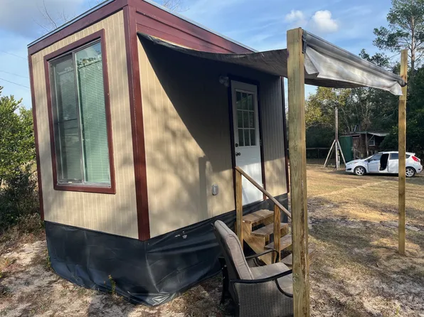 20711 SE 141st St #Townhouse 3-12, Umatilla, FL 32784