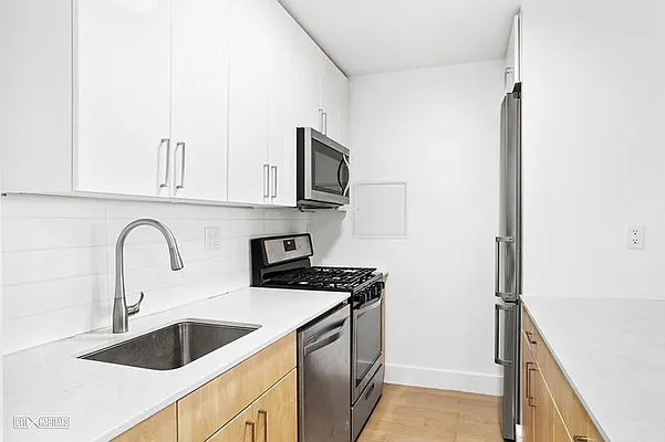 Rented by Citi Habitats | media 10