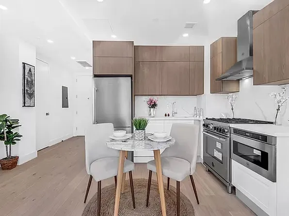 10-64 Jackson Ave #6C, Long Island City, NY 11101