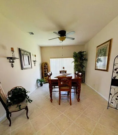 471 Lismore Ln — Photo 7