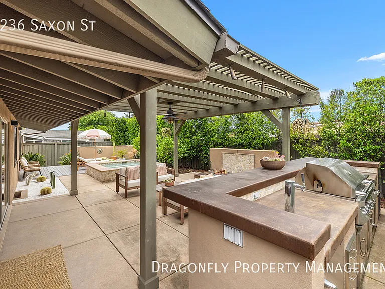 5236 Saxon St — Photo 15