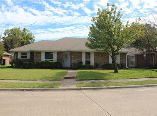 4126 Greenway Dr, Garland, TX 75041