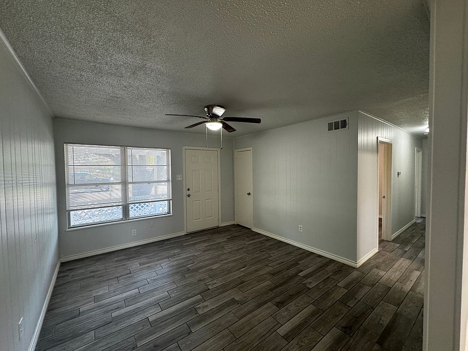1st image of 3008 Winfield Dr