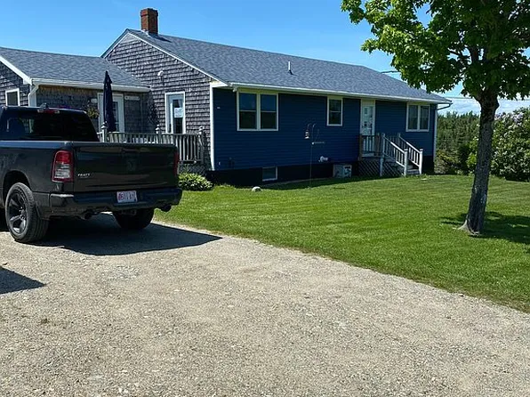 11 Roberts Ln, Machias, ME 04654