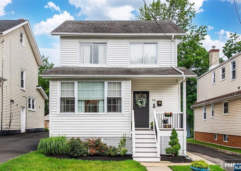 1st image of 210 Jacoby Street