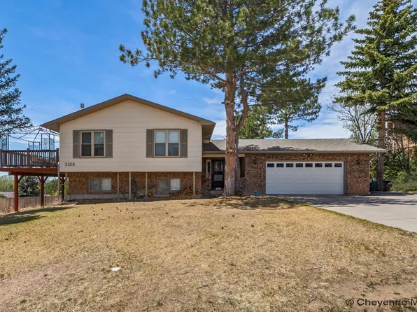 3158 Bluff Pl, Cheyenne, WY 82009