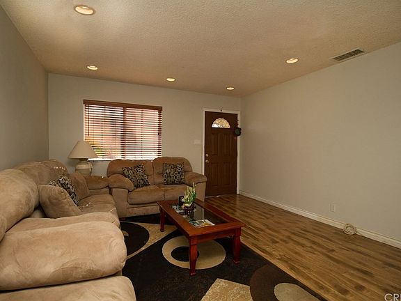 4th image of 8462 Ventura Canyon Ave