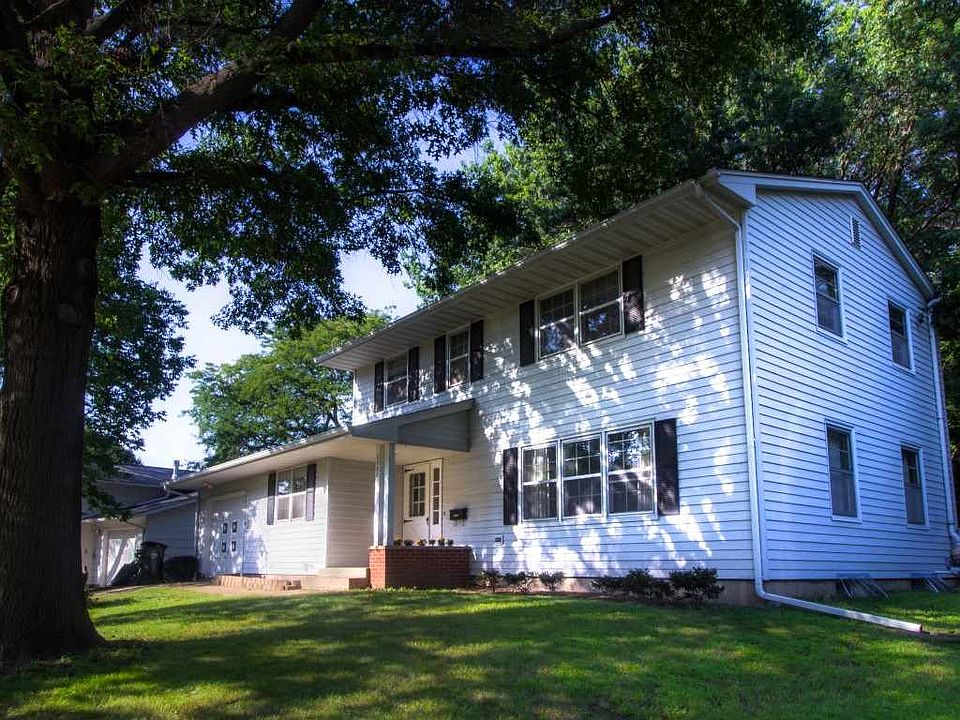 1st image of 1122 Downey Dr