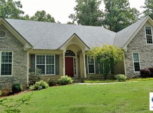 5582 River Valley Way, Flowery Branch, GA 30542