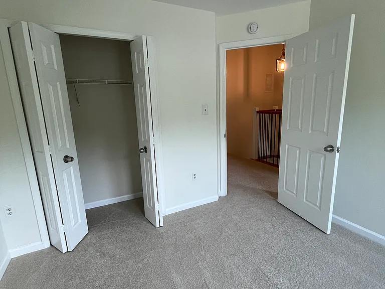 7724 Chatfield Ln — Photo 34