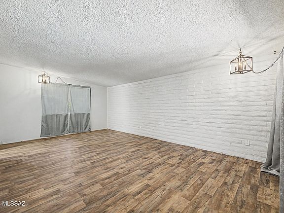 4th image of 8965 E 35th Cir