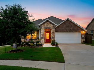 209 Maverick Ct, Lavon, TX 75166