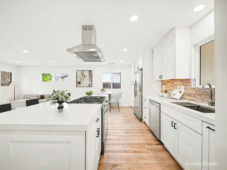 8738 Monogram Ave — Photo 10